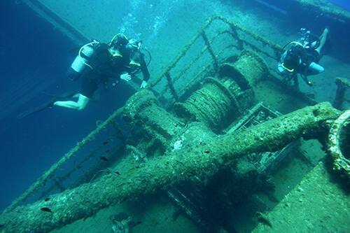 Wreck Diver